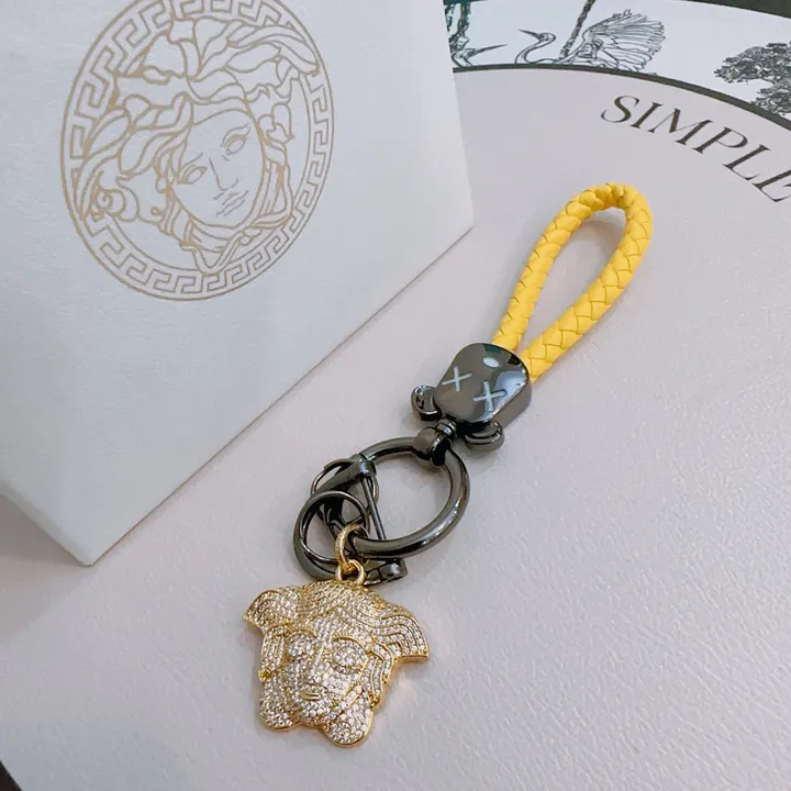 スーパーコピー プラダ キーホルダー