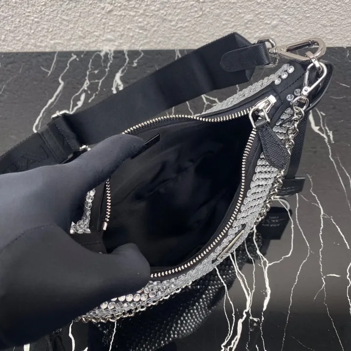 スーパーコピー プラダ キーホルダー