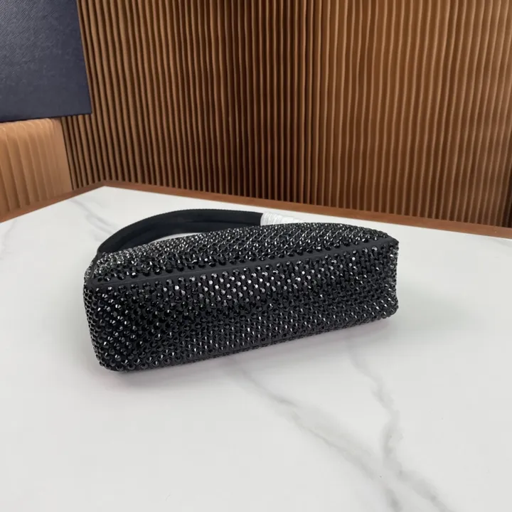 スーパーコピー プラダ キーホルダー