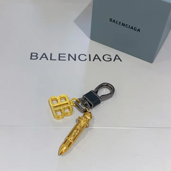 スーパーコピー バレンシアガ キーホルダー