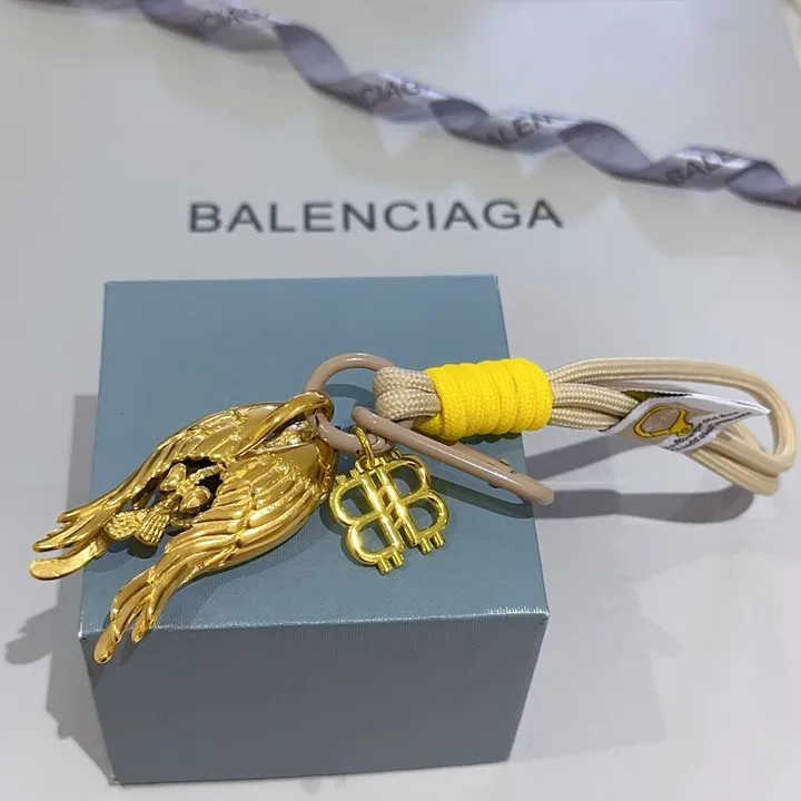 スーパーコピー バレンシアガ キーホルダー