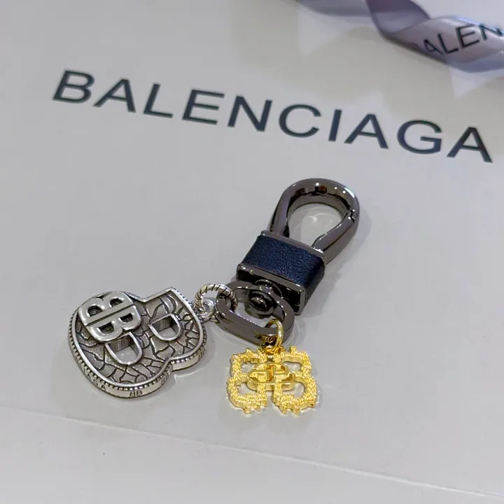 スーパーコピー バレンシアガ キーホルダー