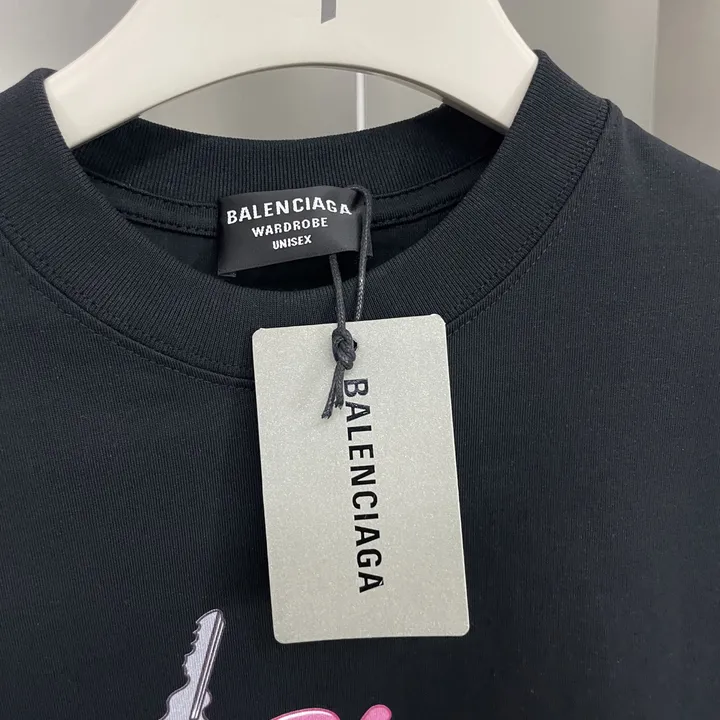 スーパーコピー バレンシアガ キーホルダー