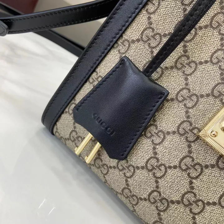 スーパーコピー グッチ キーホルダー