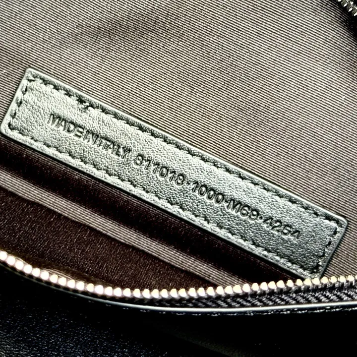 スーパーコピー バレンシアガ キーホルダー