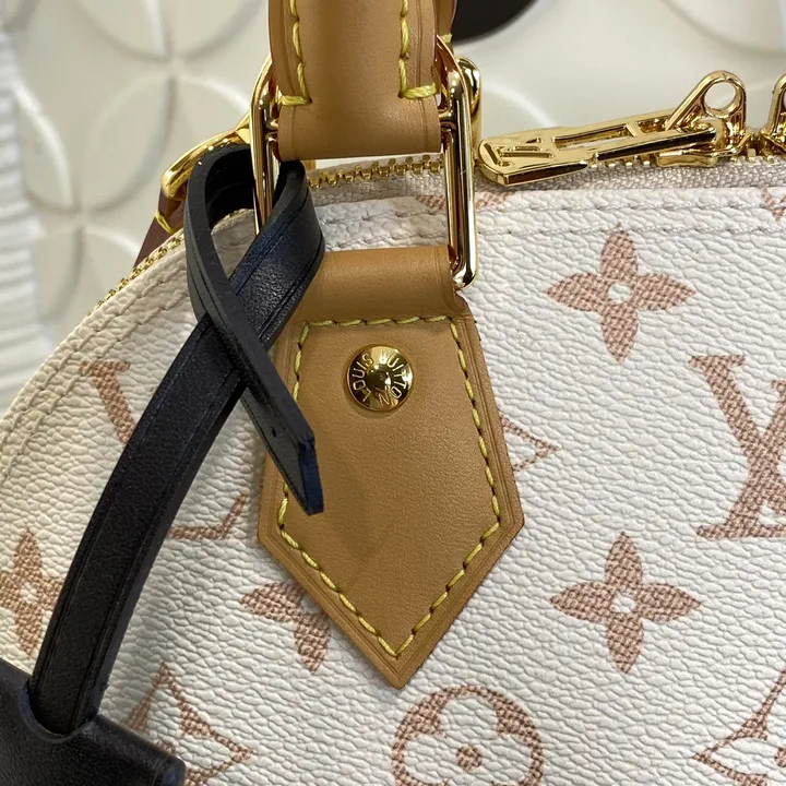 スーパーコピー ルイヴィトン キーホルダー