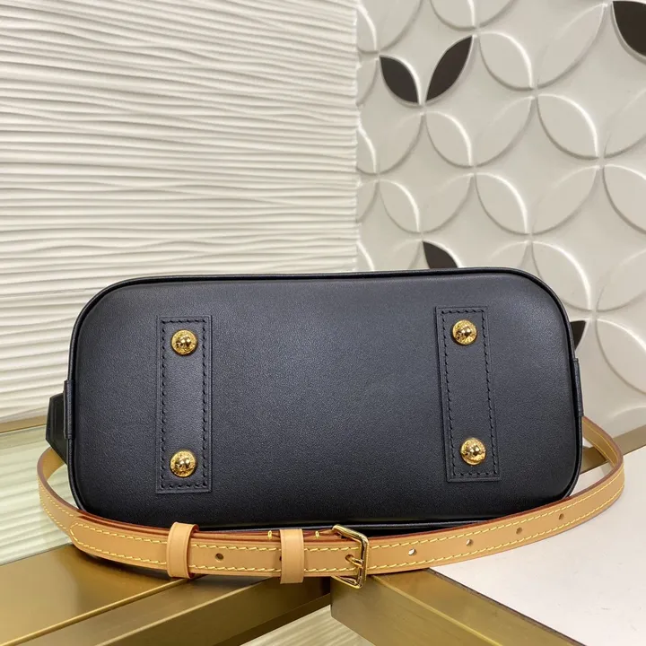 スーパーコピー ルイヴィトン キーホルダー