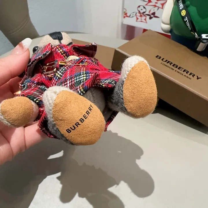 スーパーコピー プラダ キーホルダー