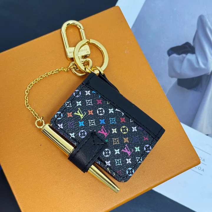 スーパーコピー ルイヴィトン キーホルダー