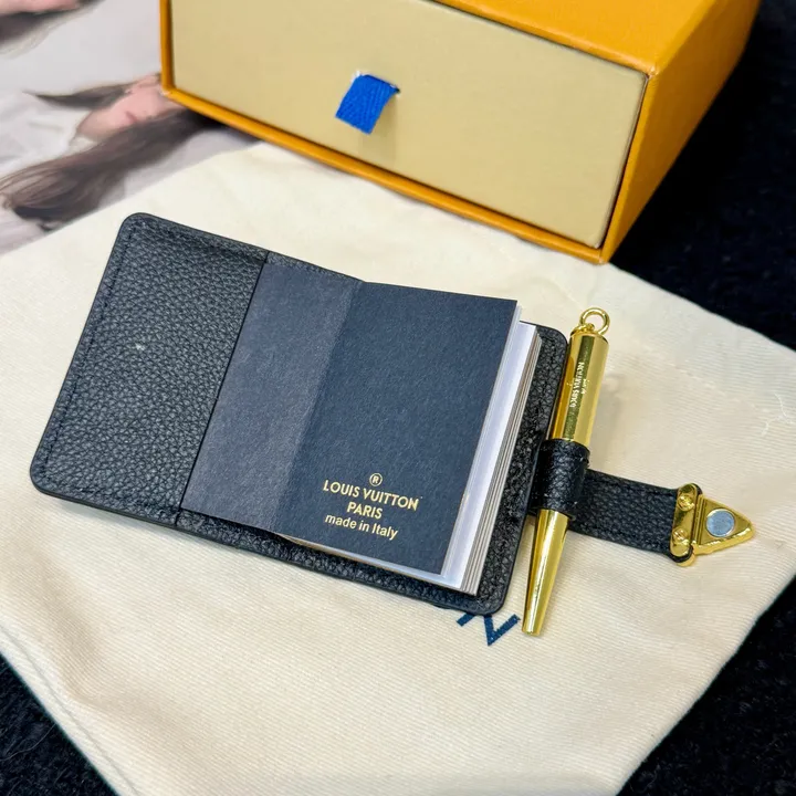 スーパーコピー ルイヴィトン キーホルダー