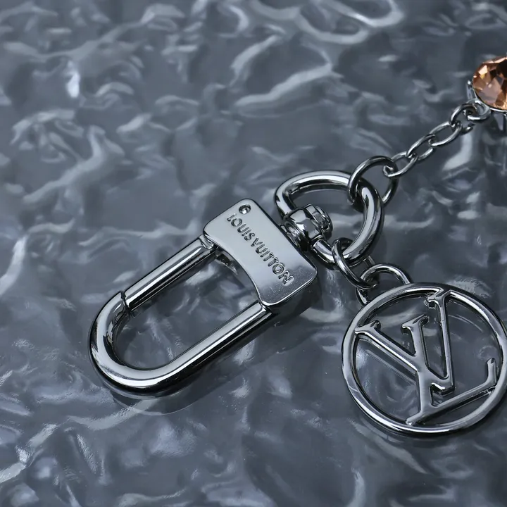 スーパーコピー ルイヴィトン キーホルダー
