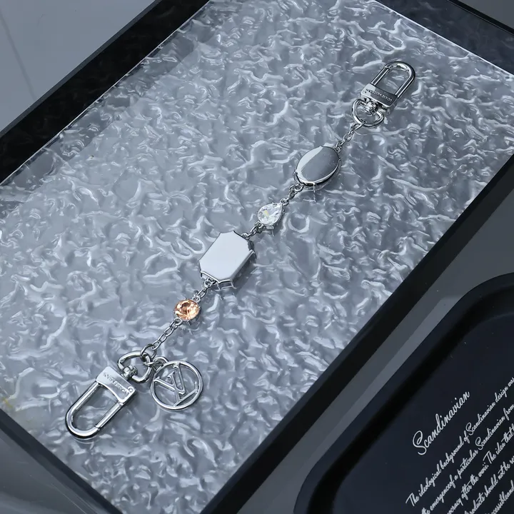 スーパーコピー ルイヴィトン キーホルダー