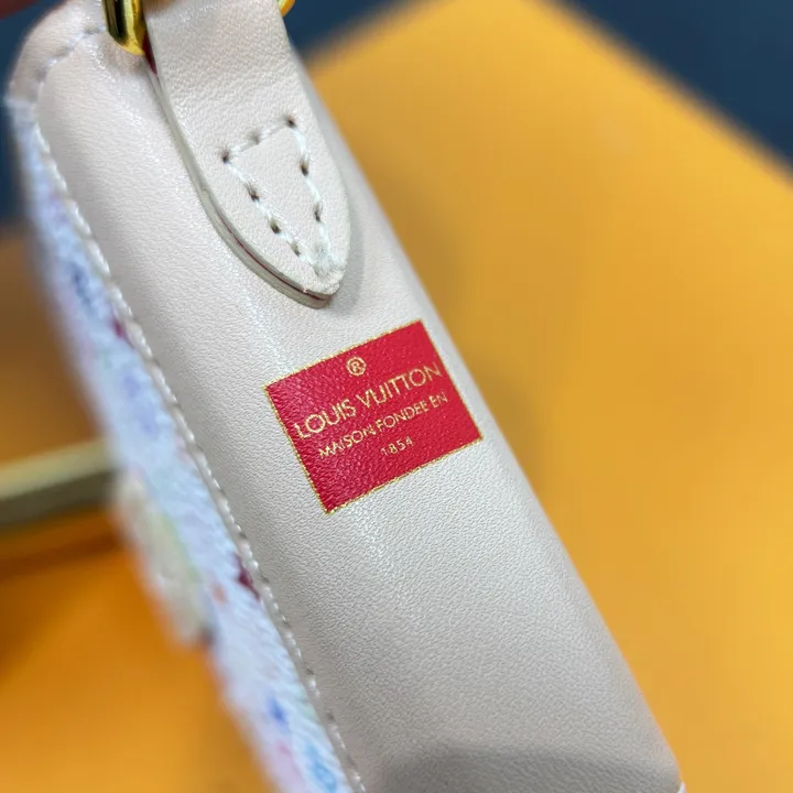 スーパーコピー ルイヴィトン キーホルダー