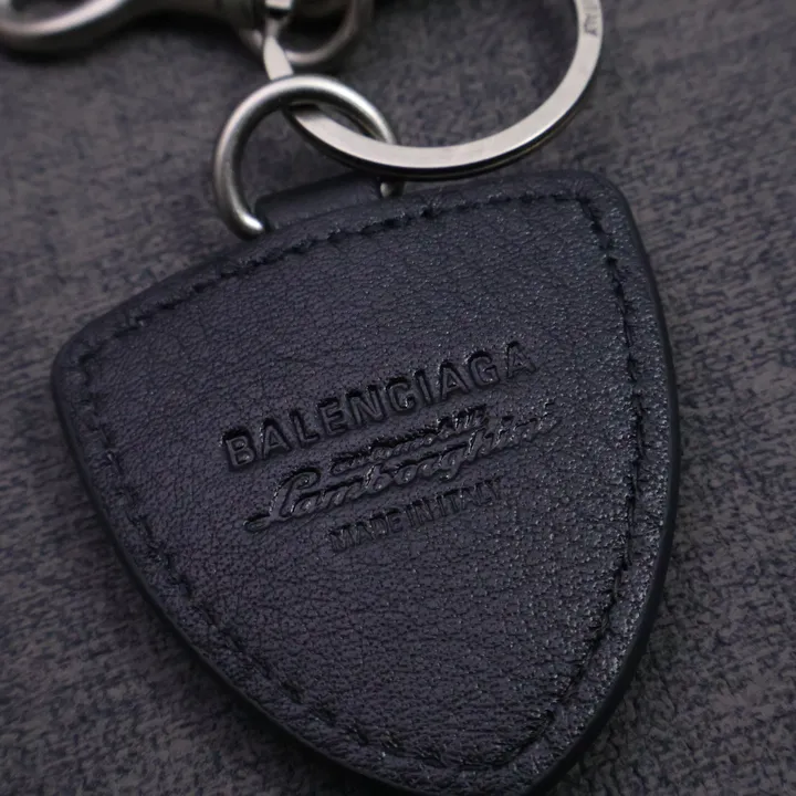 スーパーコピー バレンシアガ キーホルダー