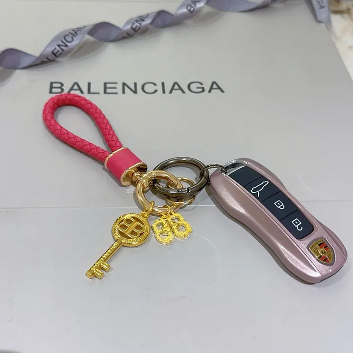 スーパーコピー バレンシアガ キーホルダー