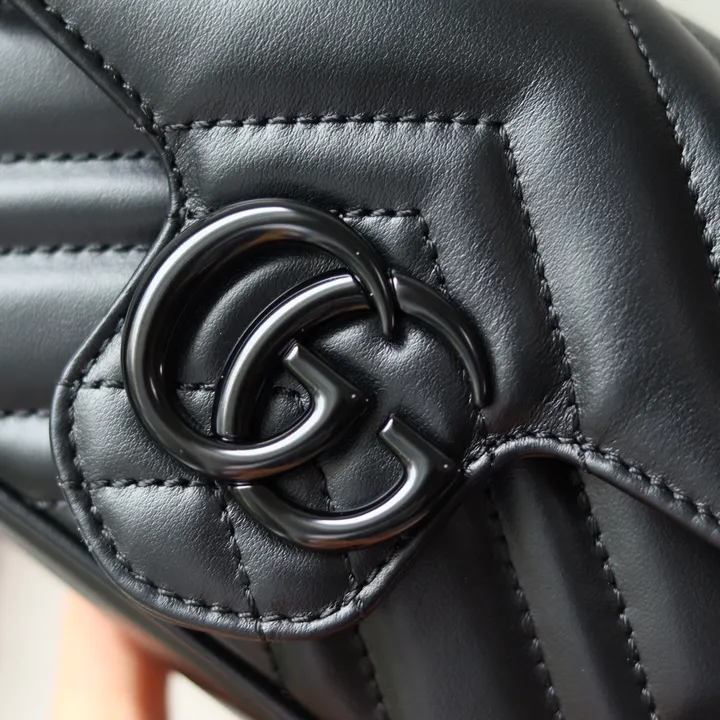 スーパーコピー ルイヴィトン キーホルダー