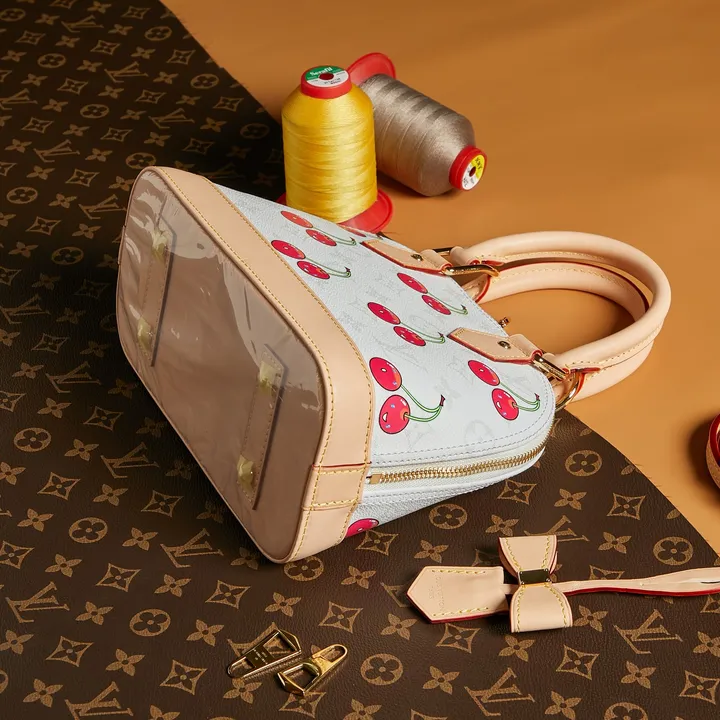 スーパーコピー ルイヴィトン キーホルダー