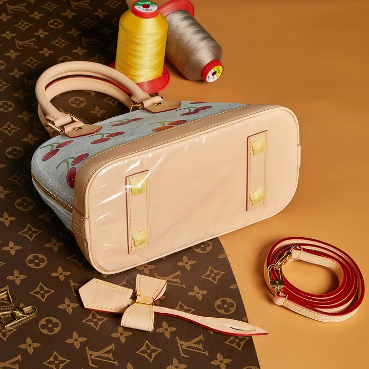 スーパーコピー ルイヴィトン キーホルダー