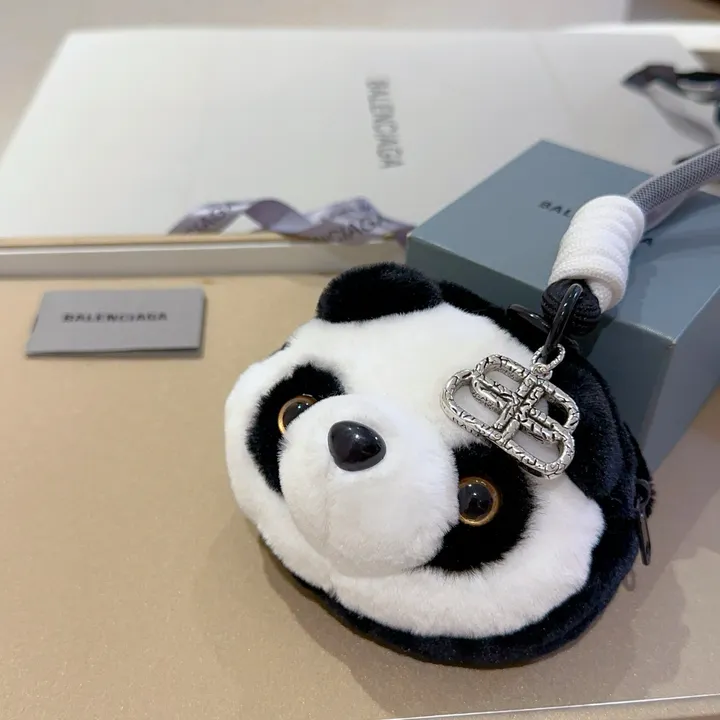 スーパーコピー バレンシアガ キーホルダー