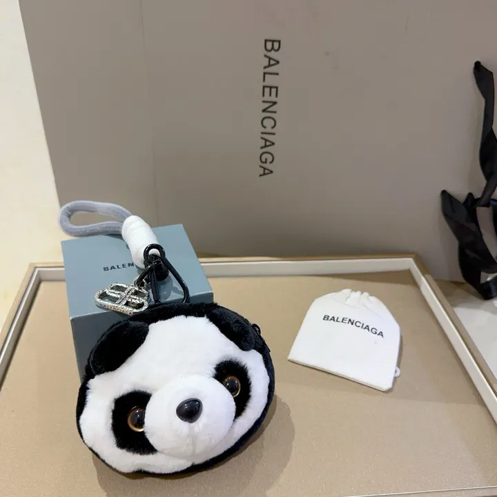 スーパーコピー バレンシアガ キーホルダー