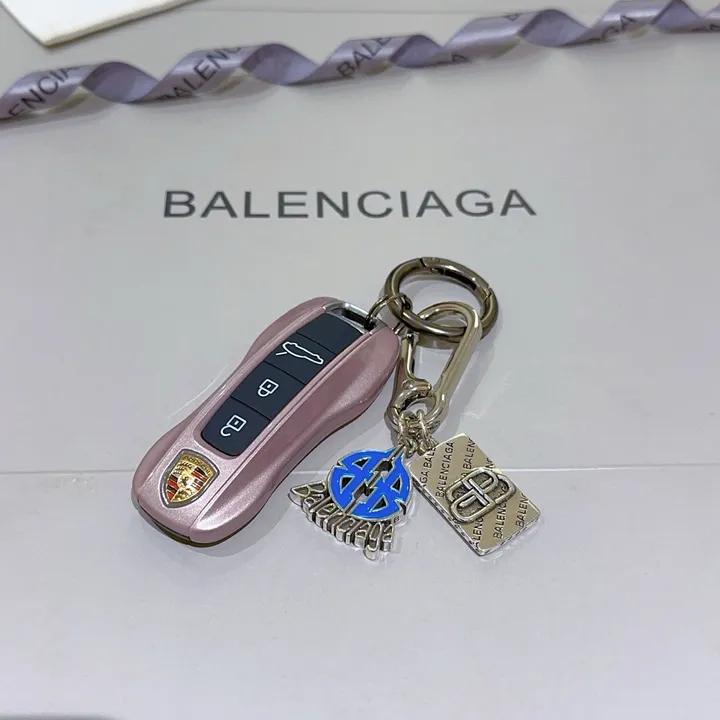 スーパーコピー バレンシアガ キーホルダー
