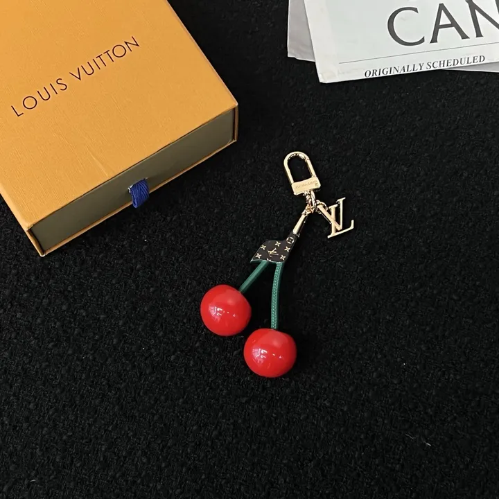 スーパーコピー ルイヴィトン キーホルダー