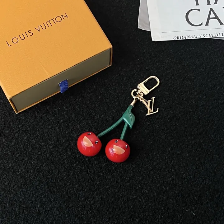 スーパーコピー ルイヴィトン キーホルダー