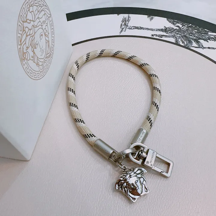 スーパーコピー プラダ キーホルダー