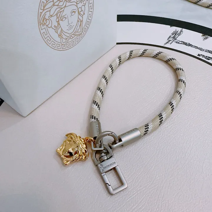 スーパーコピー プラダ キーホルダー