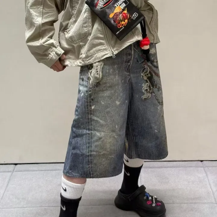 スーパーコピー バレンシアガ キーホルダー