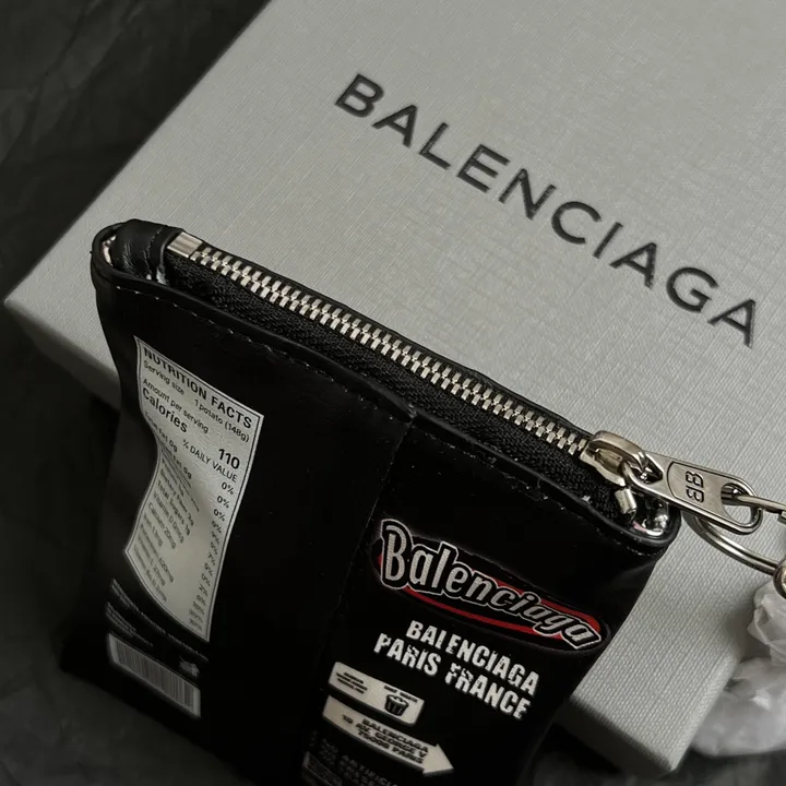 スーパーコピー バレンシアガ キーホルダー