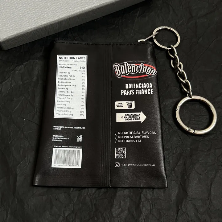 スーパーコピー バレンシアガ キーホルダー