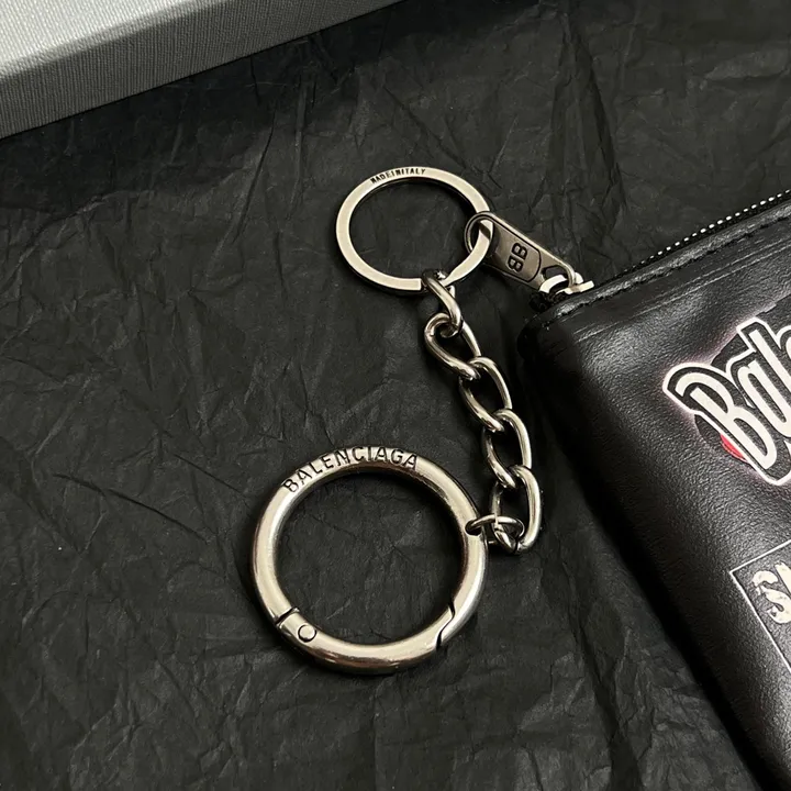 スーパーコピー バレンシアガ キーホルダー