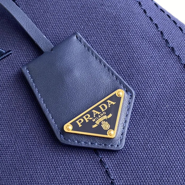 スーパーコピー バレンシアガ キーホルダー