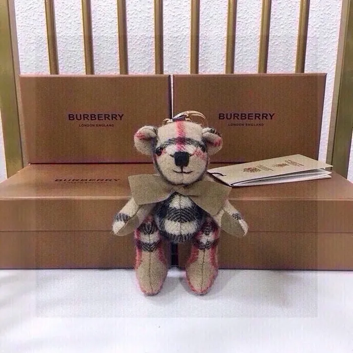 スーパーコピー プラダ キーホルダー