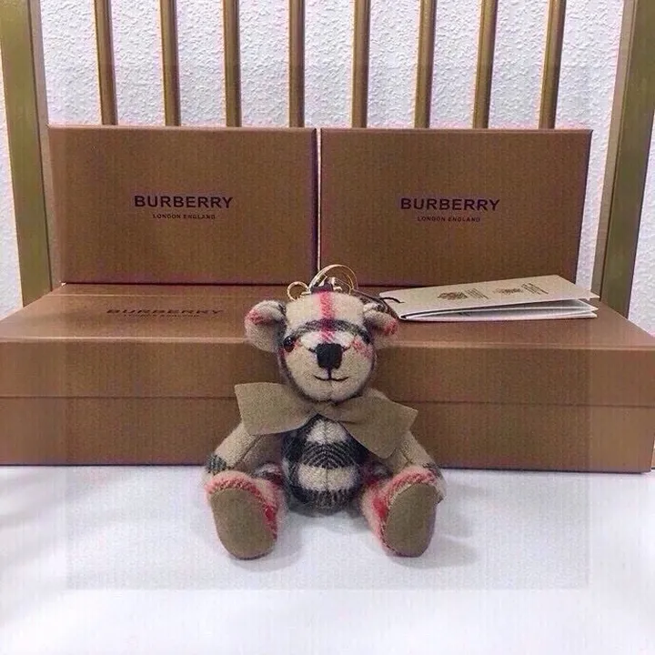 スーパーコピー プラダ キーホルダー