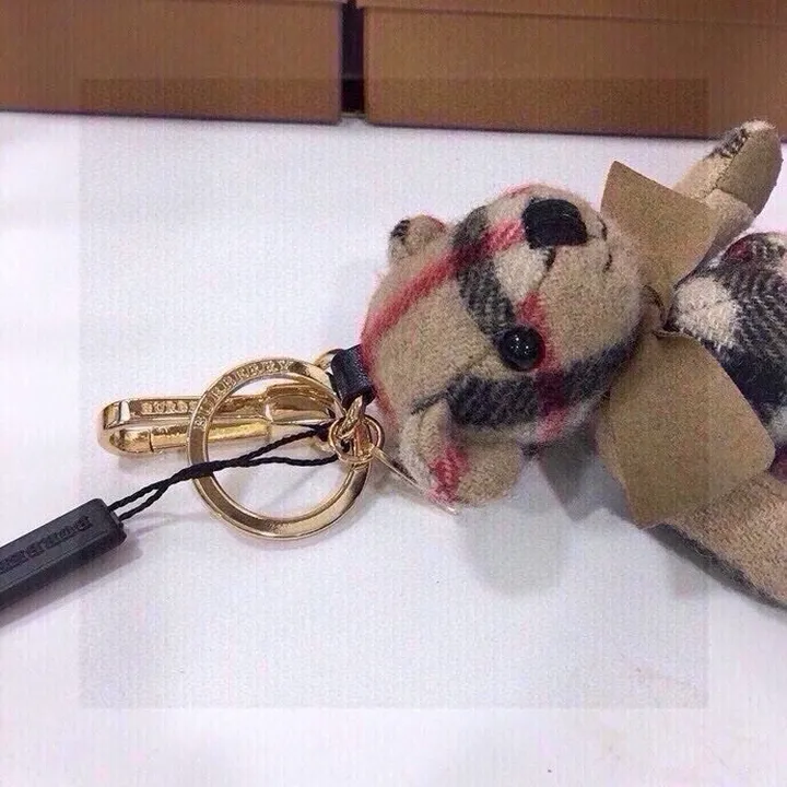 スーパーコピー プラダ キーホルダー