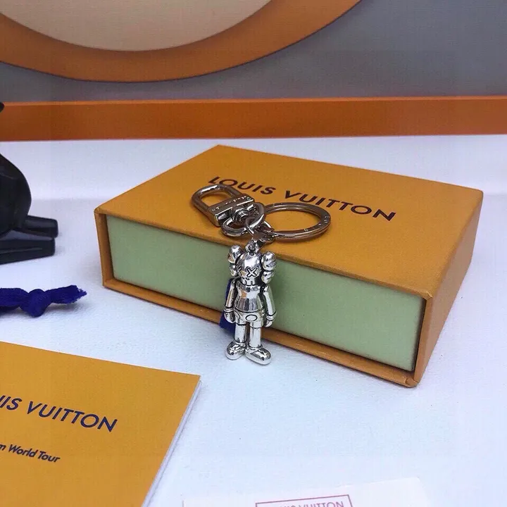 スーパーコピー ミュウミュウ キーホルダー