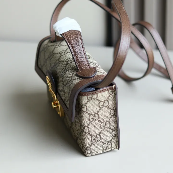 スーパーコピー グッチ キーホルダー