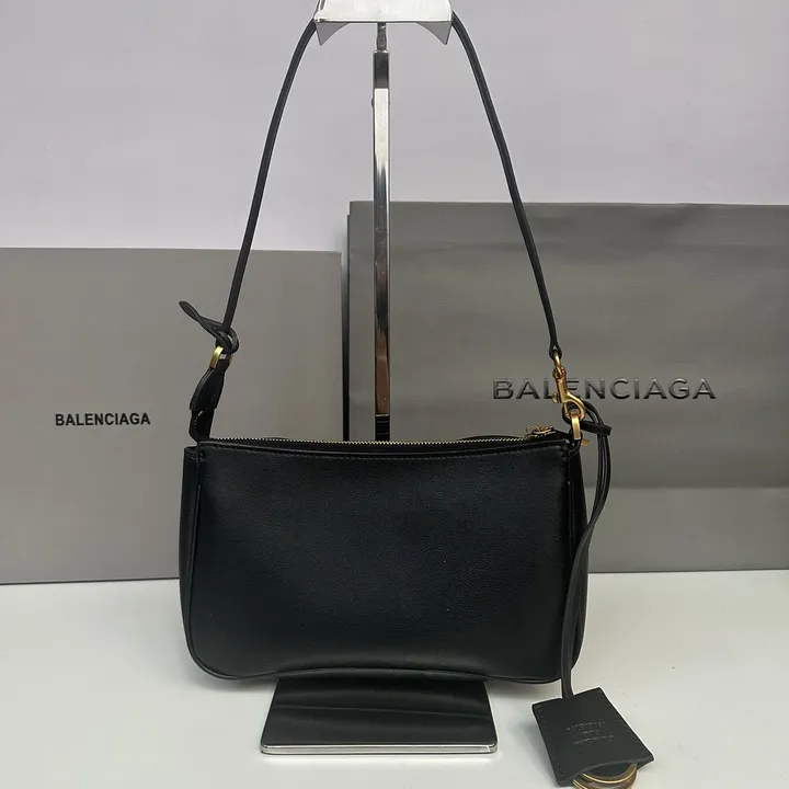 スーパーコピー ディオール キーホルダー