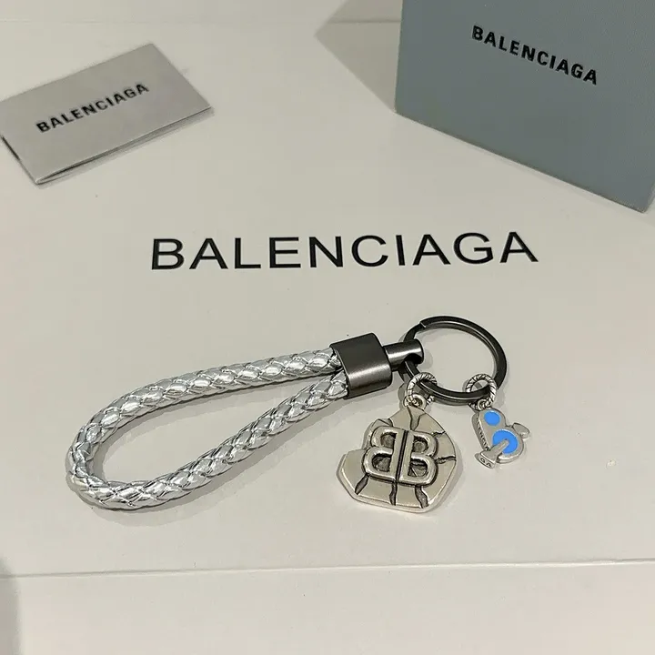 スーパーコピー バレンシアガ キーホルダー