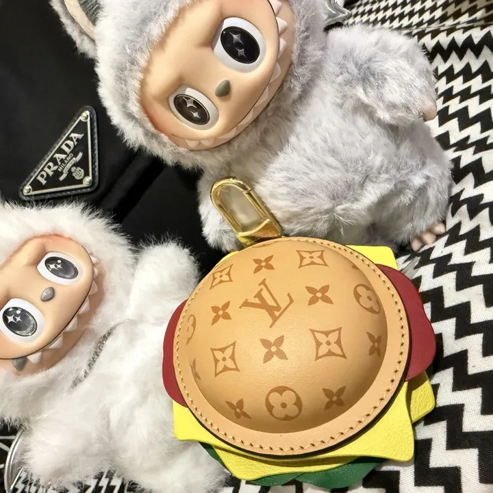 スーパーコピー ルイヴィトン キーホルダー