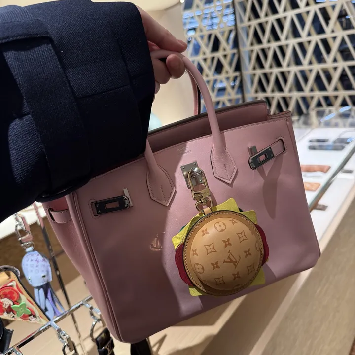 スーパーコピー ルイヴィトン キーホルダー