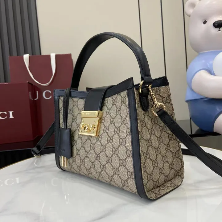 スーパーコピー グッチ キーホルダー