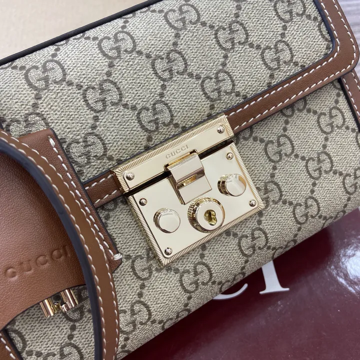 スーパーコピー グッチ キーホルダー