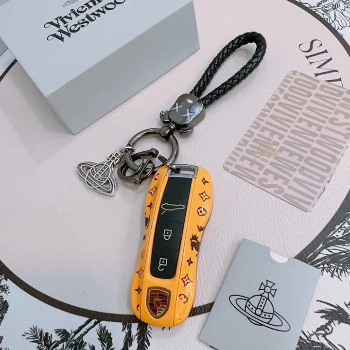 スーパーコピー ヴィヴィアン・ウエストウッド キーホルダー