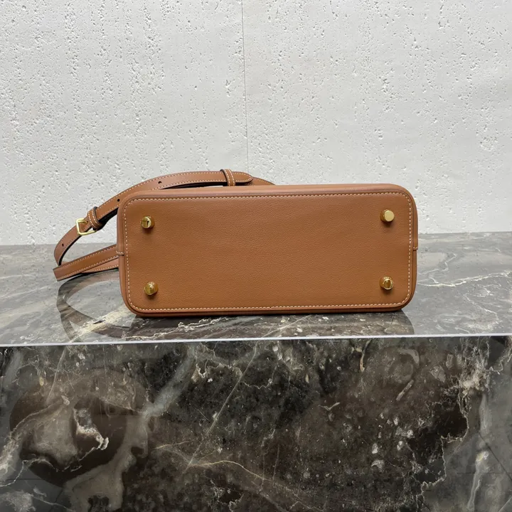 スーパーコピー セリーヌ キーホルダー