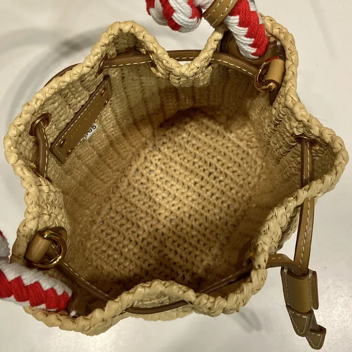 スーパーコピー プラダ キーホルダー