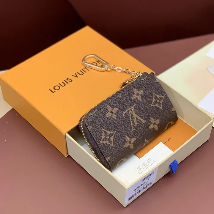 スーパーコピー ルイヴィトン キーホルダー