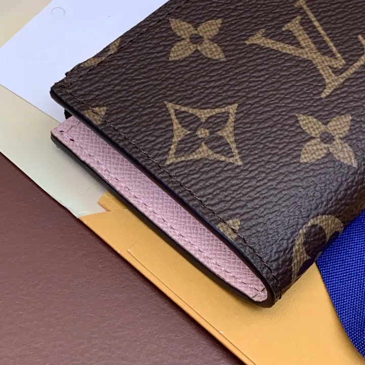 スーパーコピー ルイヴィトン キーホルダー